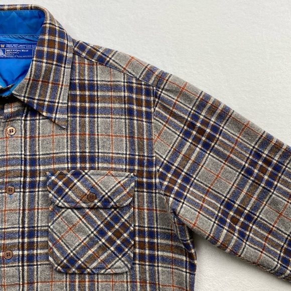 JCPenney Vintage Virgin Wool Plaid Long Sleeve Button Up Flannel Shirt - Picture 8 of 16